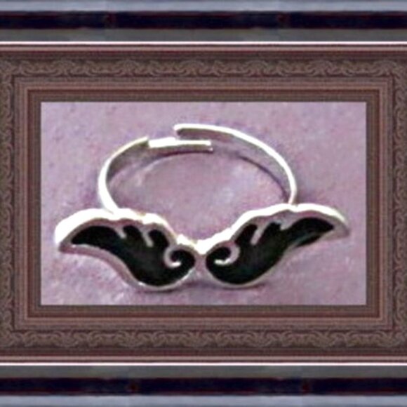 Silver Tone & Black Angel Wing Design Ring Size 7.5 & Adjustable To Fit - Picture 1 of 1